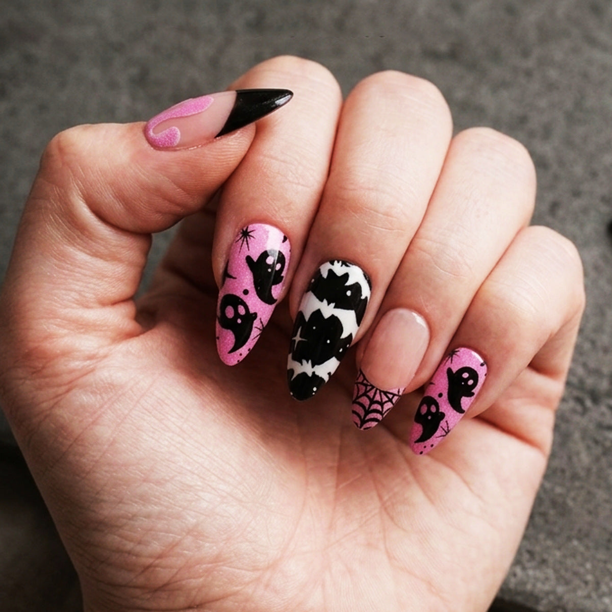 Halloween-Themed Press-On Nail Set — product view 2