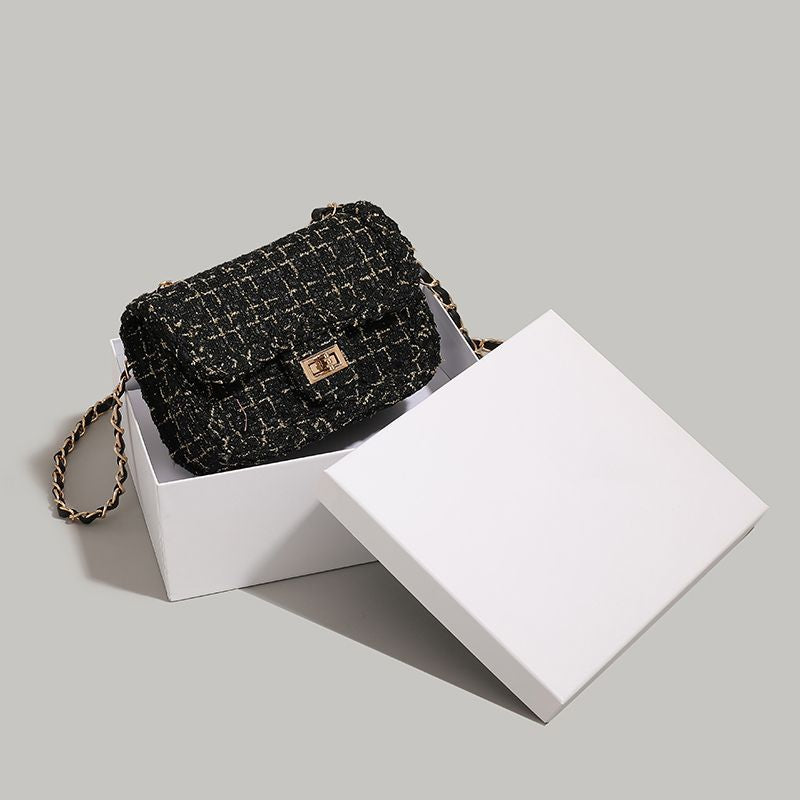 Elegant Tweed Shoulder Bag LoungeYard — product view 6