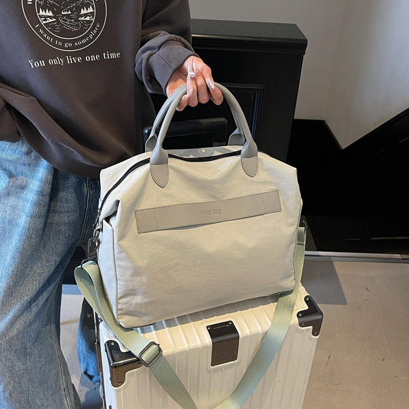 Sporty Tote Bag With Versatile Functions LoungeYard — product view 4
