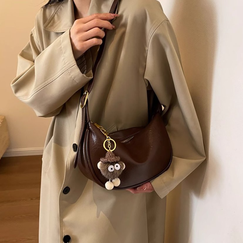 Stylish Hobo Bag LoungeYard — product view 3