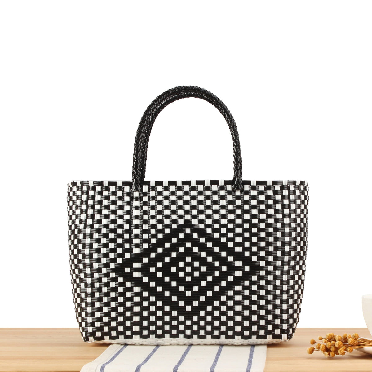 Braided Tote Bag Made of Robust Material with Structured Design LoungeYard — product view 6