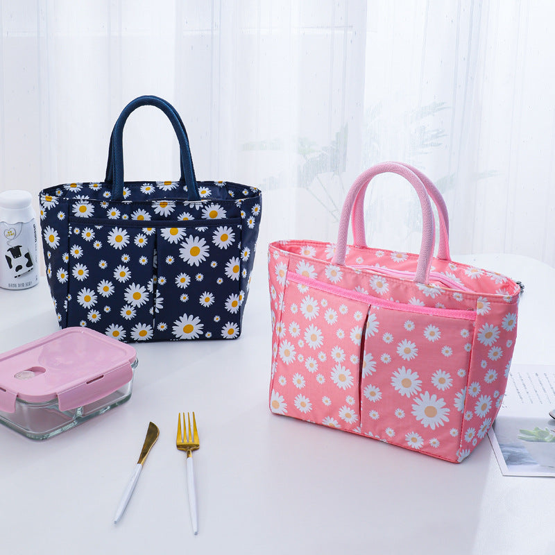Women stylish picnic bag LoungeYard — product view 4