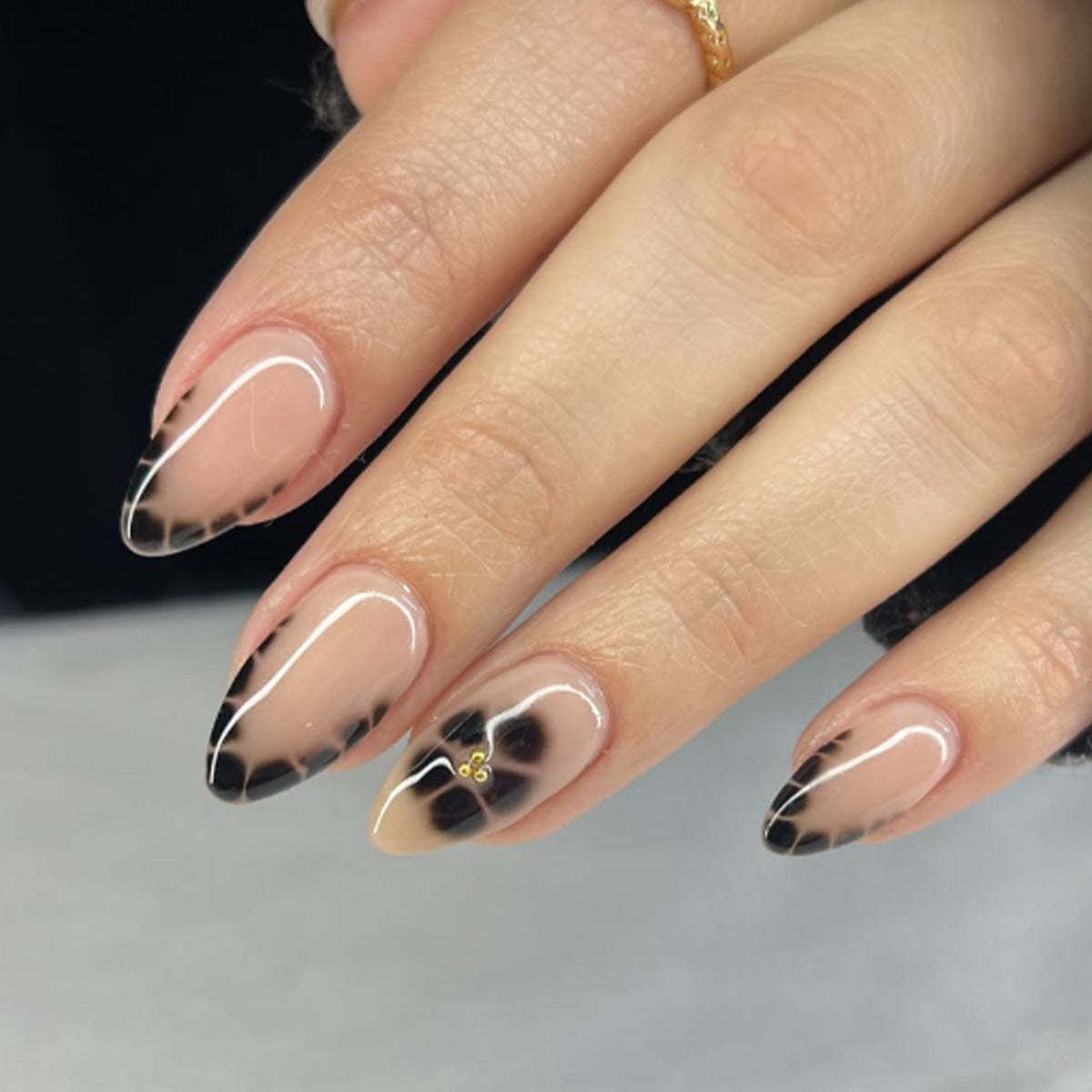 Premium Nail Art Kit — product view 2