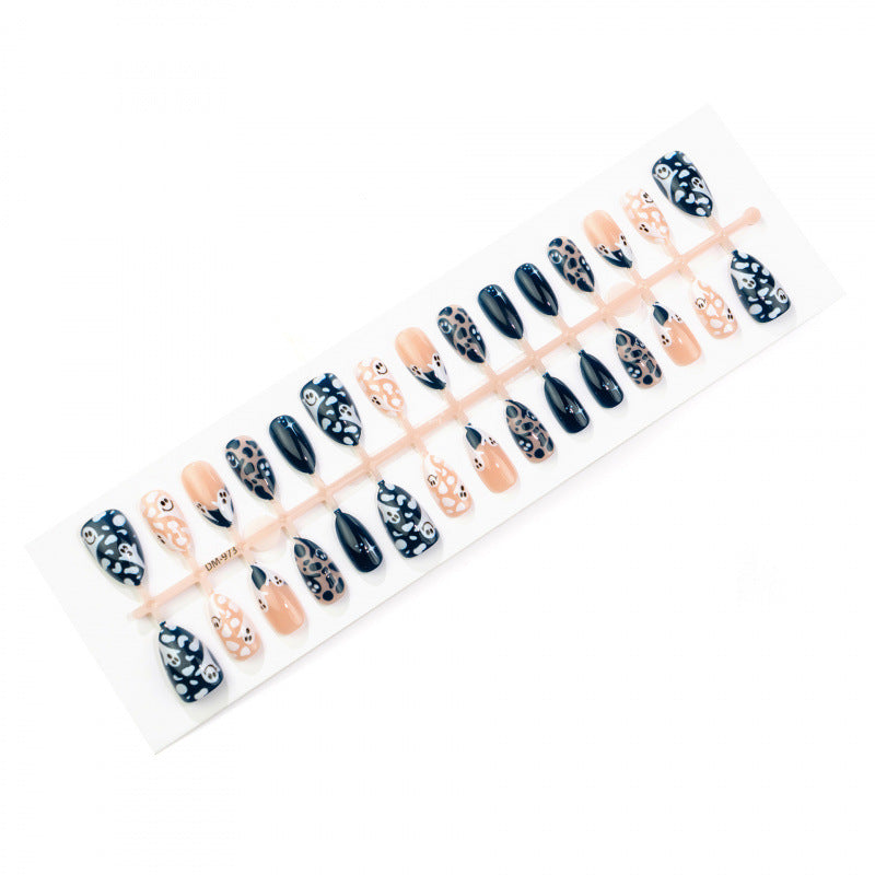 Artistic Press-On Nail Set with Unique Patterns — product view 5