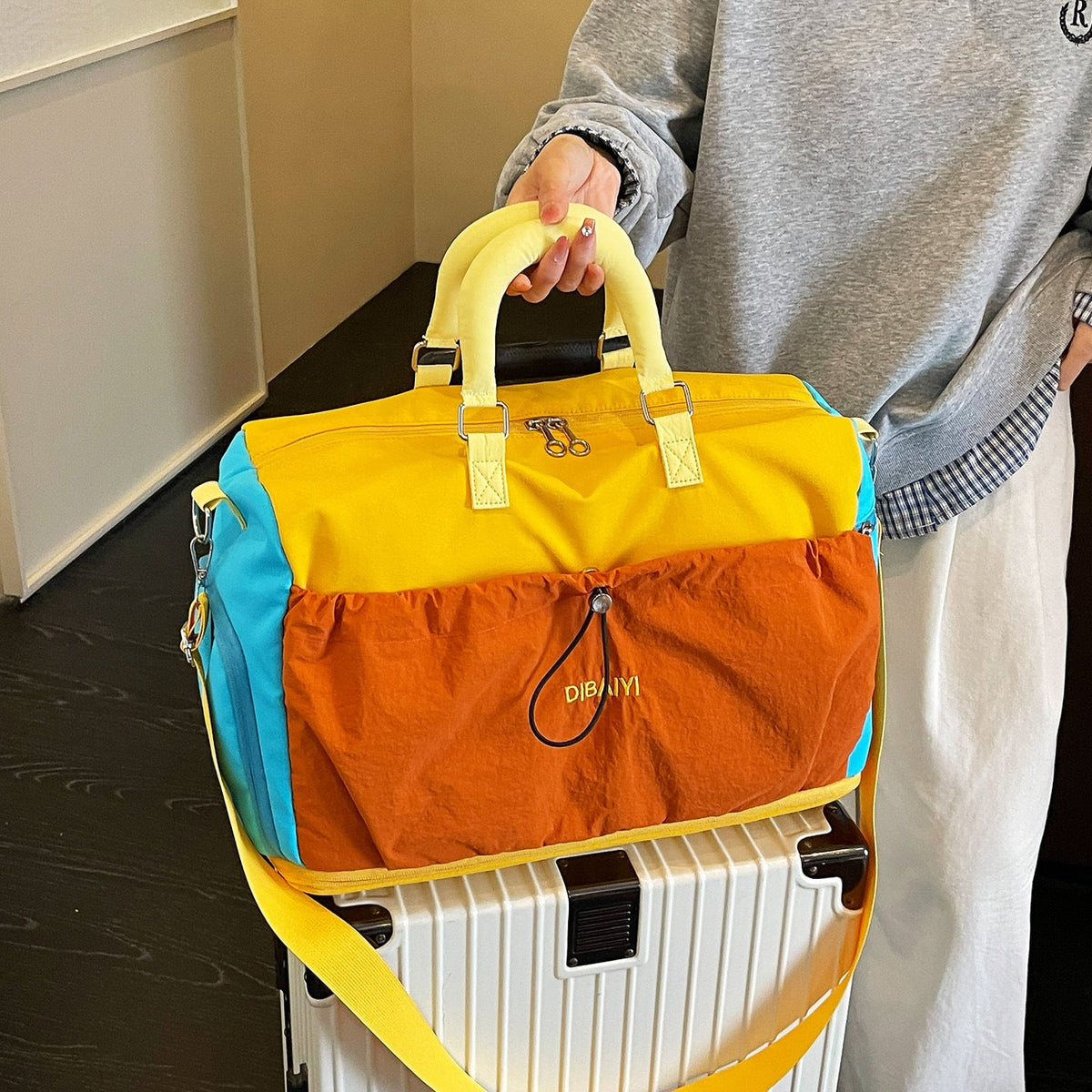 Stylish Multi-Purpose Travel Duffle LoungeYard — product view 4