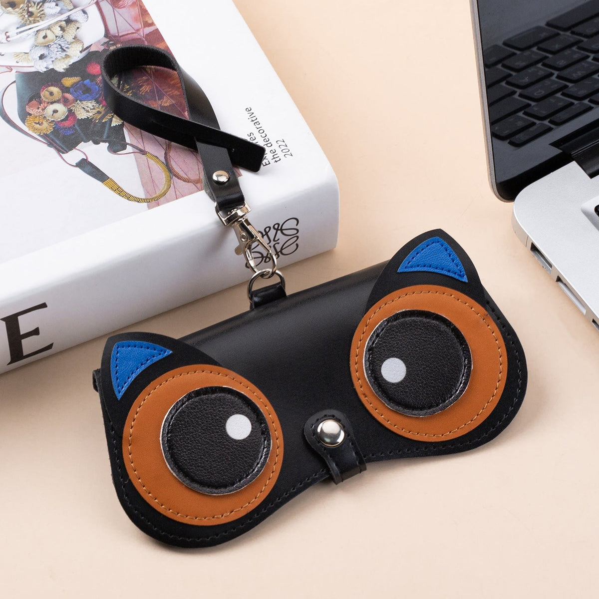 Cute Cat-Themed Coin Purse — product view 1