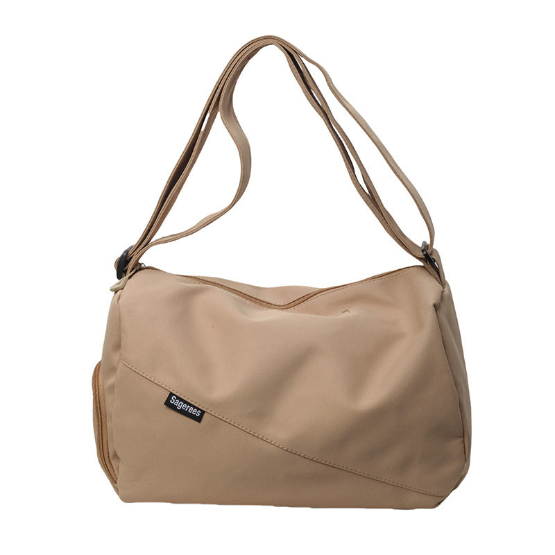 Tote bag with adjustable shoulder strap and spacious inner compartment LoungeYard — product view 3