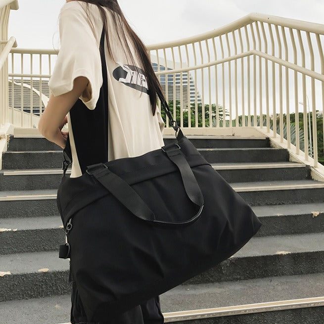 Versatile Multi-Functional Travel Duffle Bag LoungeYard — product view 2