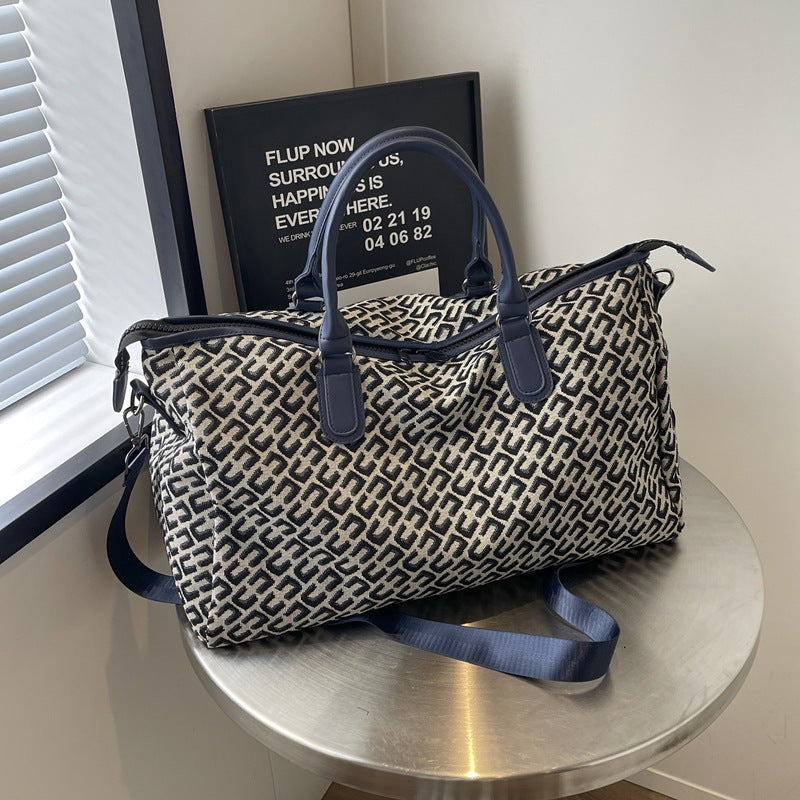 Stylish Multifunctional Travel Bag LoungeYard — product view 1