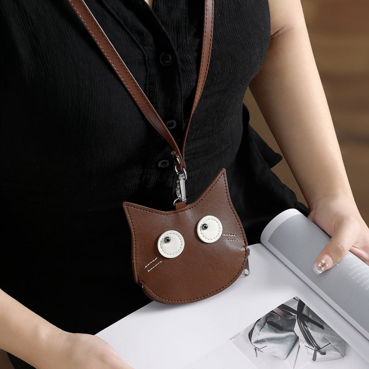 Cute Cat-Shaped Coin Purse — product view 1