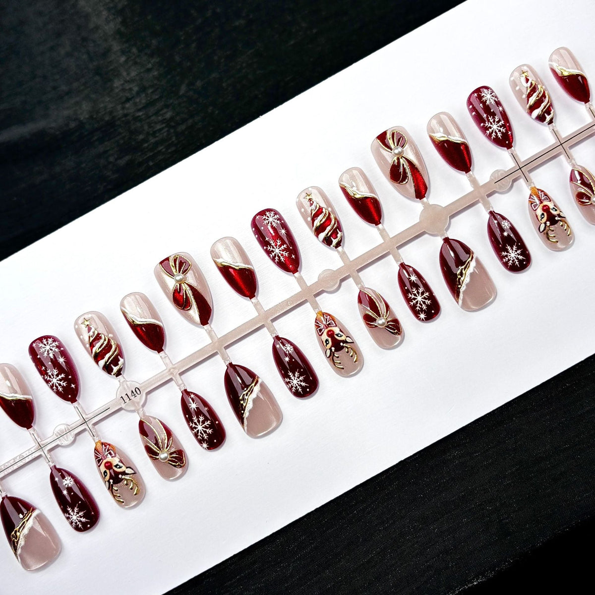Festive Nail Art Press-On Nails — product view 2