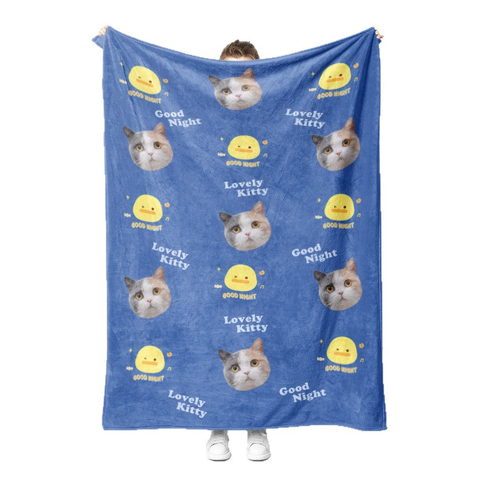 Cute Cat Pattern Fleece Blanket LoungeYard — product view 5