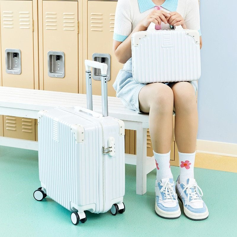 Robust Hard Shell Suitcase in Modern Design LoungeYard — product view 1