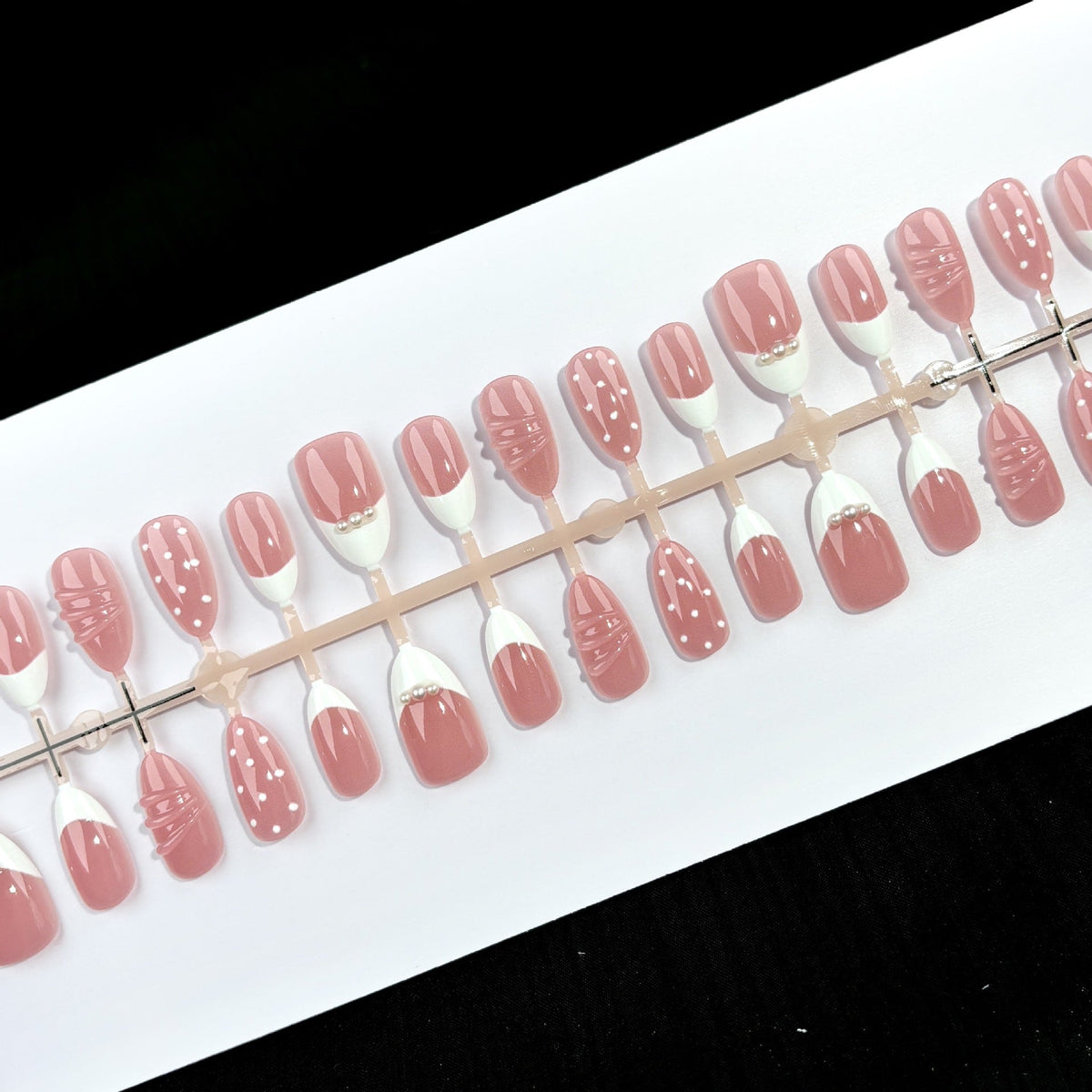 Elegant Press-On Nail Art Set with Unique Patterns — product view 2