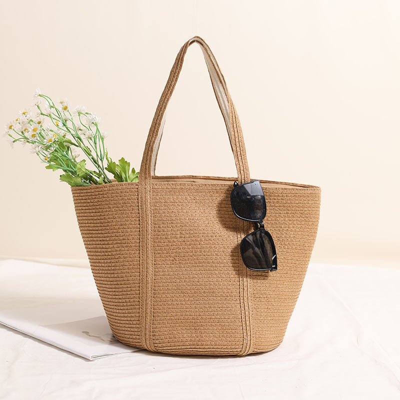 Practical Tote Bag with Structured Design LoungeYard — product view 1