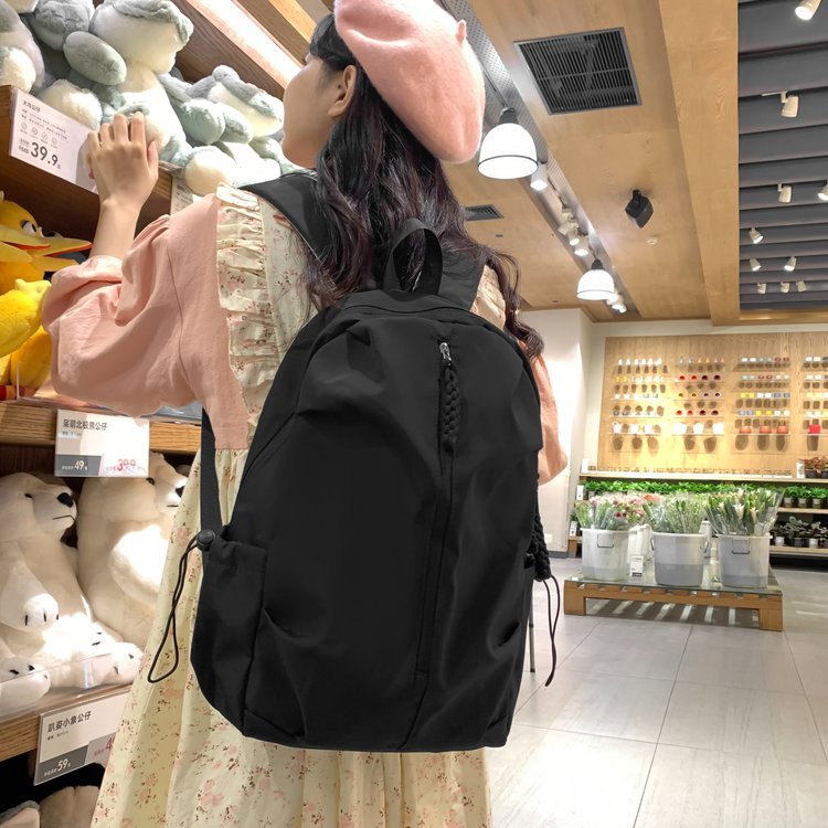 Leisure backpack with innovative storage LoungeYard — product view 4
