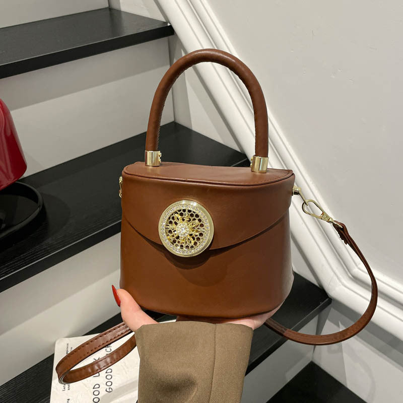 Elegant Structured Handheld Purse — product view 1