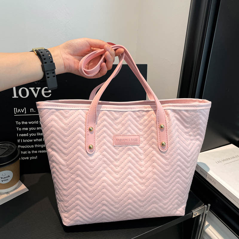 Textured Herringbone Pattern Tote Bag — product view 7