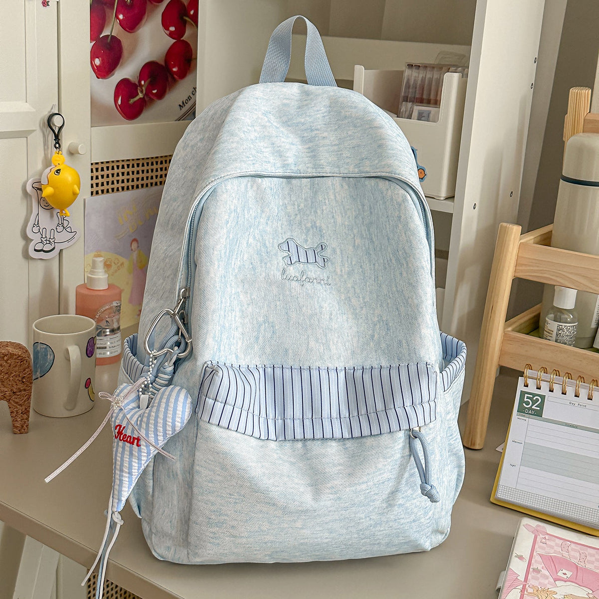 Casual Canvas Backpack LoungeYard — product view 7