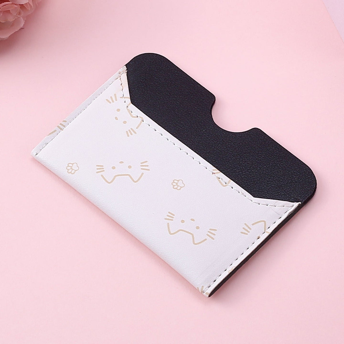 Cute Cat-Themed Card Wallet — product view 1