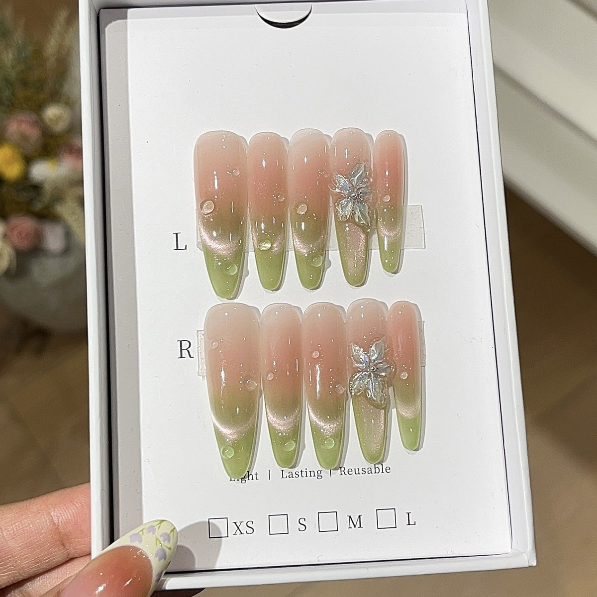 Glittering Stiletto Nail Art Extensions — product view 4