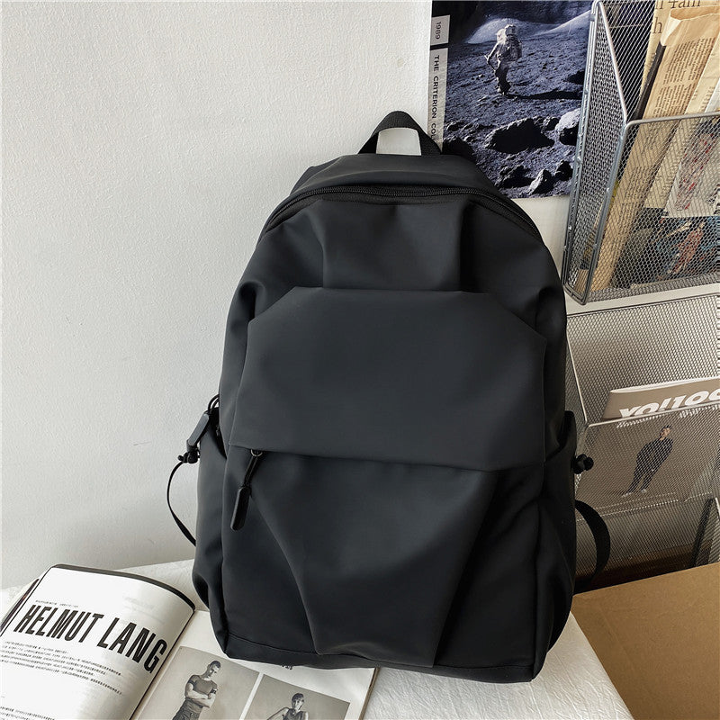 Functional backpack with innovative storage concept LoungeYard — product view 6