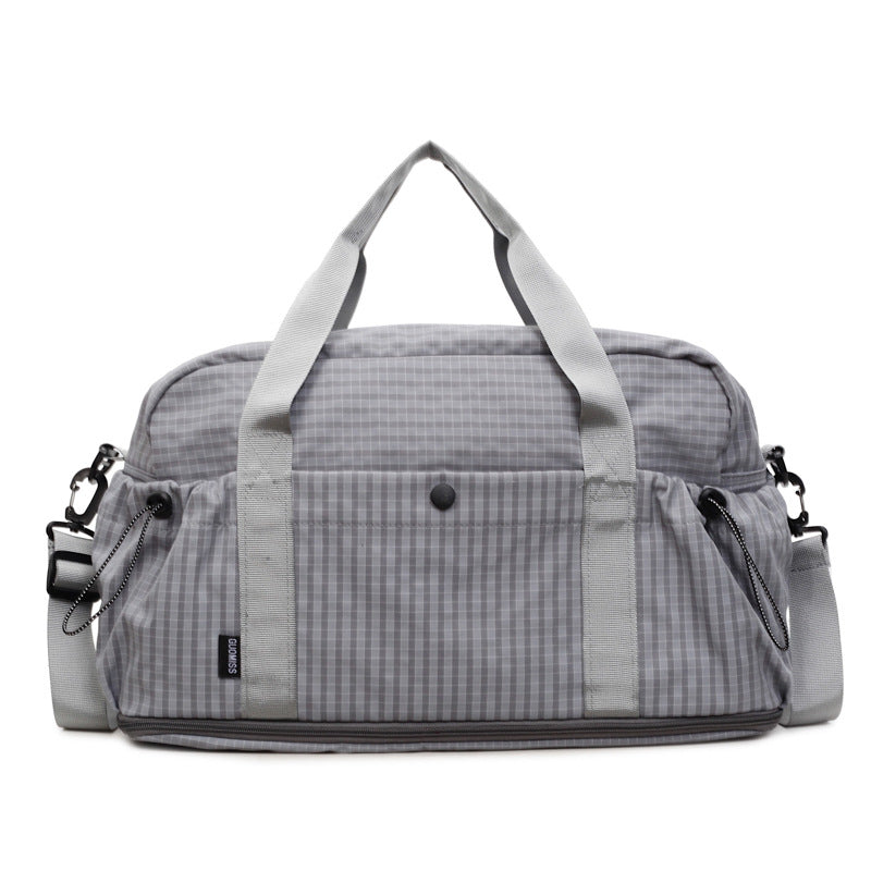 Multifunctional Weekend Bag With Insulated Compartments LoungeYard — product view 6