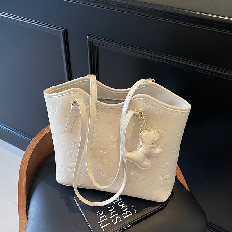Textured Leather Tote LoungeYard — product view 2