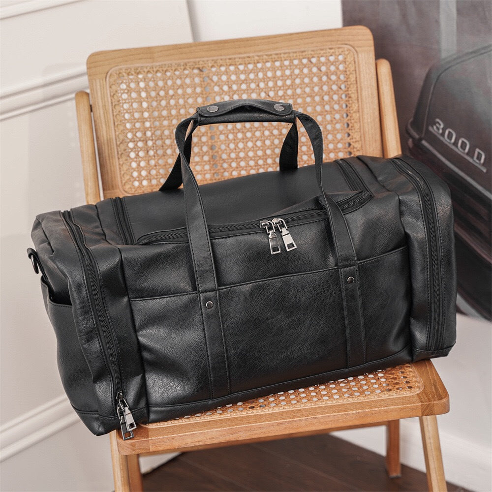 Stylish weekend travel bag LoungeYard — product view 1