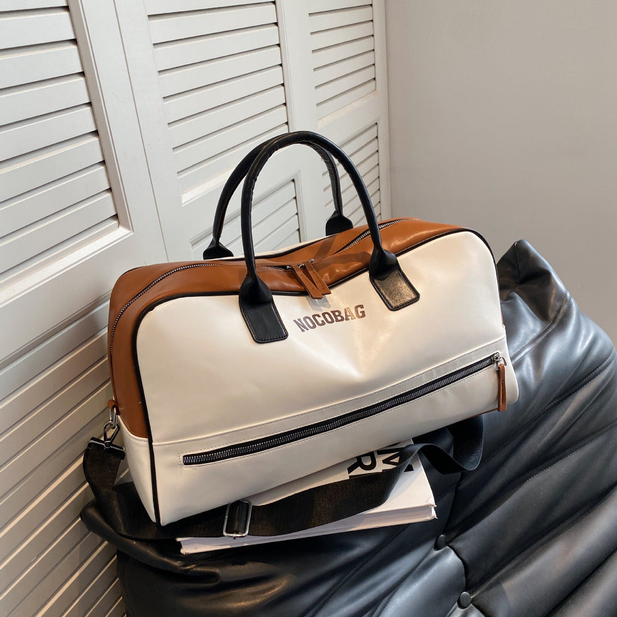 Waterproof Insulated Travel Duffle Bag LoungeYard — product view 2