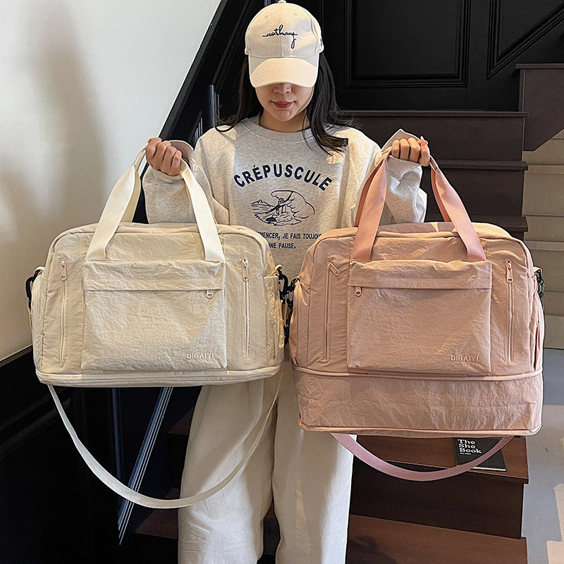 Versatile Multi-Compartment Duffle Bag — product view 4
