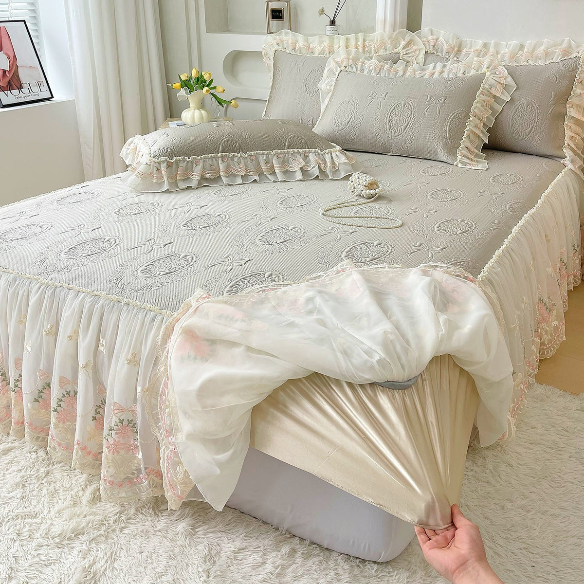 Elegant Ruffled Bedspread Set — product view 6