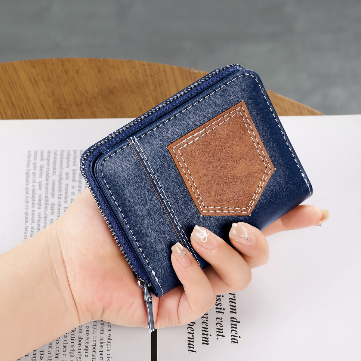 Zippered Leather Card Wallet — product view 3