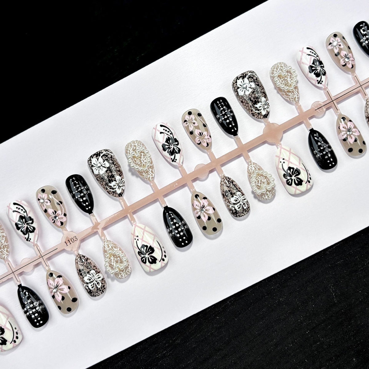 Artistic Floral-Designed Press-On Nail Set — product view 2