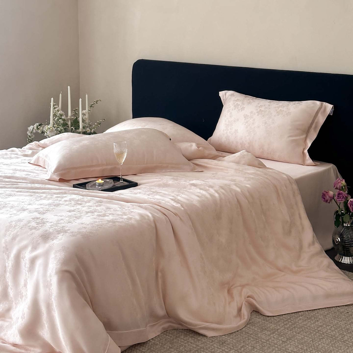Noble satin bedding set with woven floral relief and envelope edge — product view 4