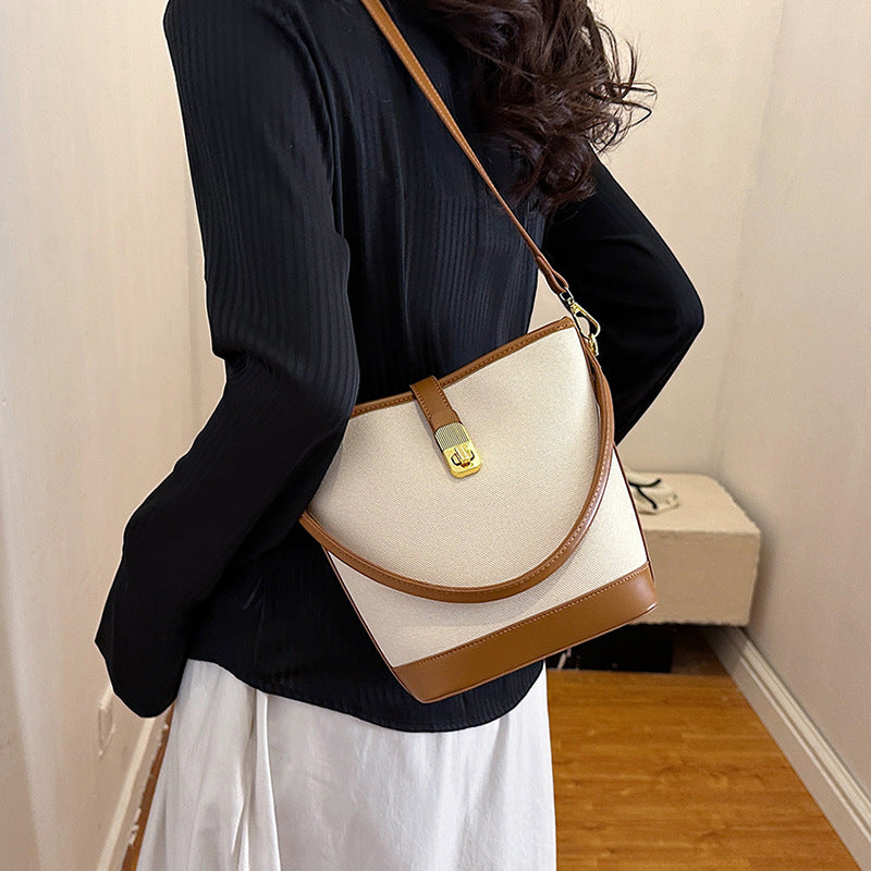 Modern Canvas Shoulder Bag LoungeYard — product view 2