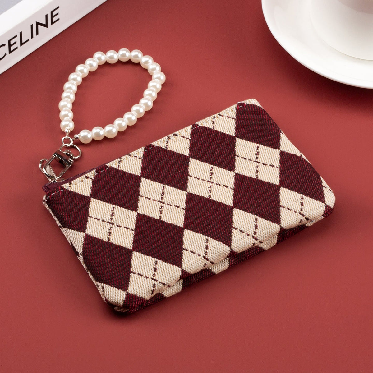 Stylish Checkered Zip Wallet — product view 2
