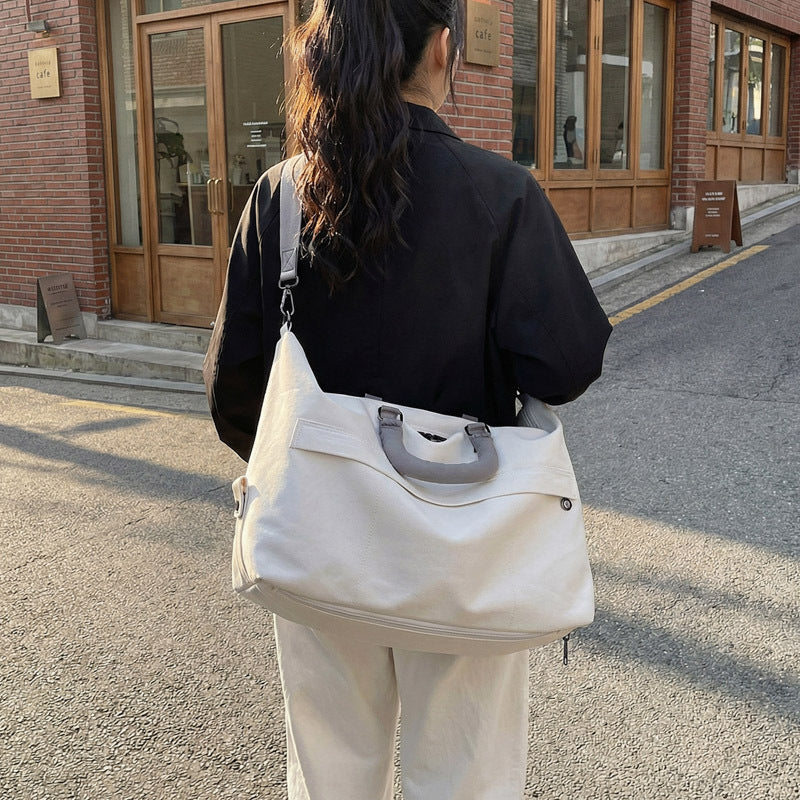 Versatile Travel Tote — product view 2