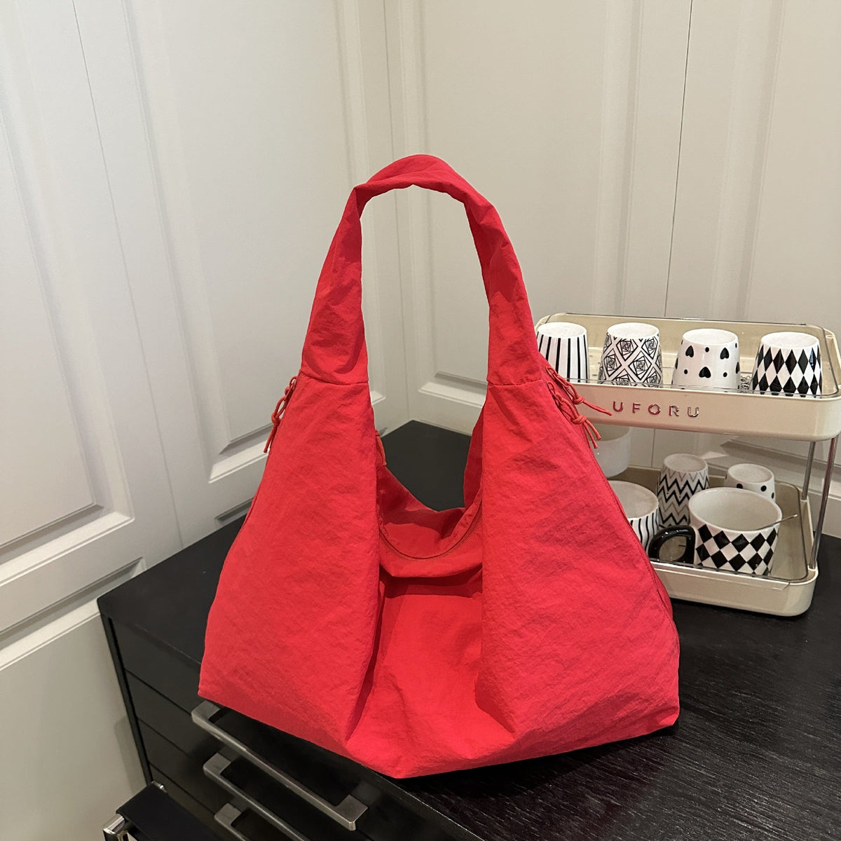 Spacious Utility Tote Bag LoungeYard — product view 7