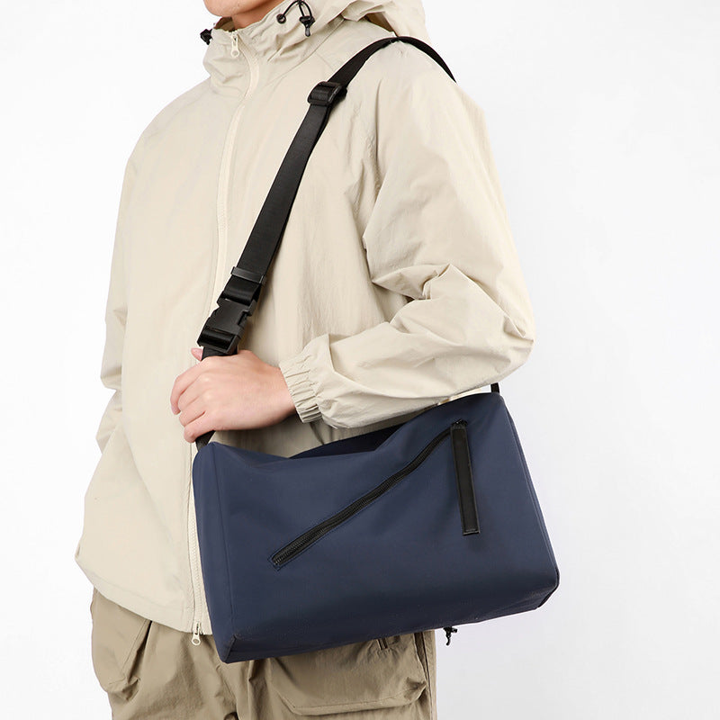 Versatile Travel Duffle Bag LoungeYard — product view 1