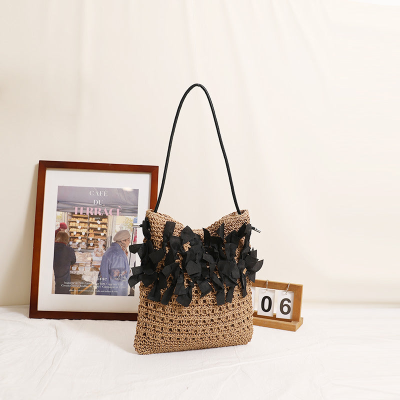 Handmade beach bag with decorative bows LoungeYard — product view 3