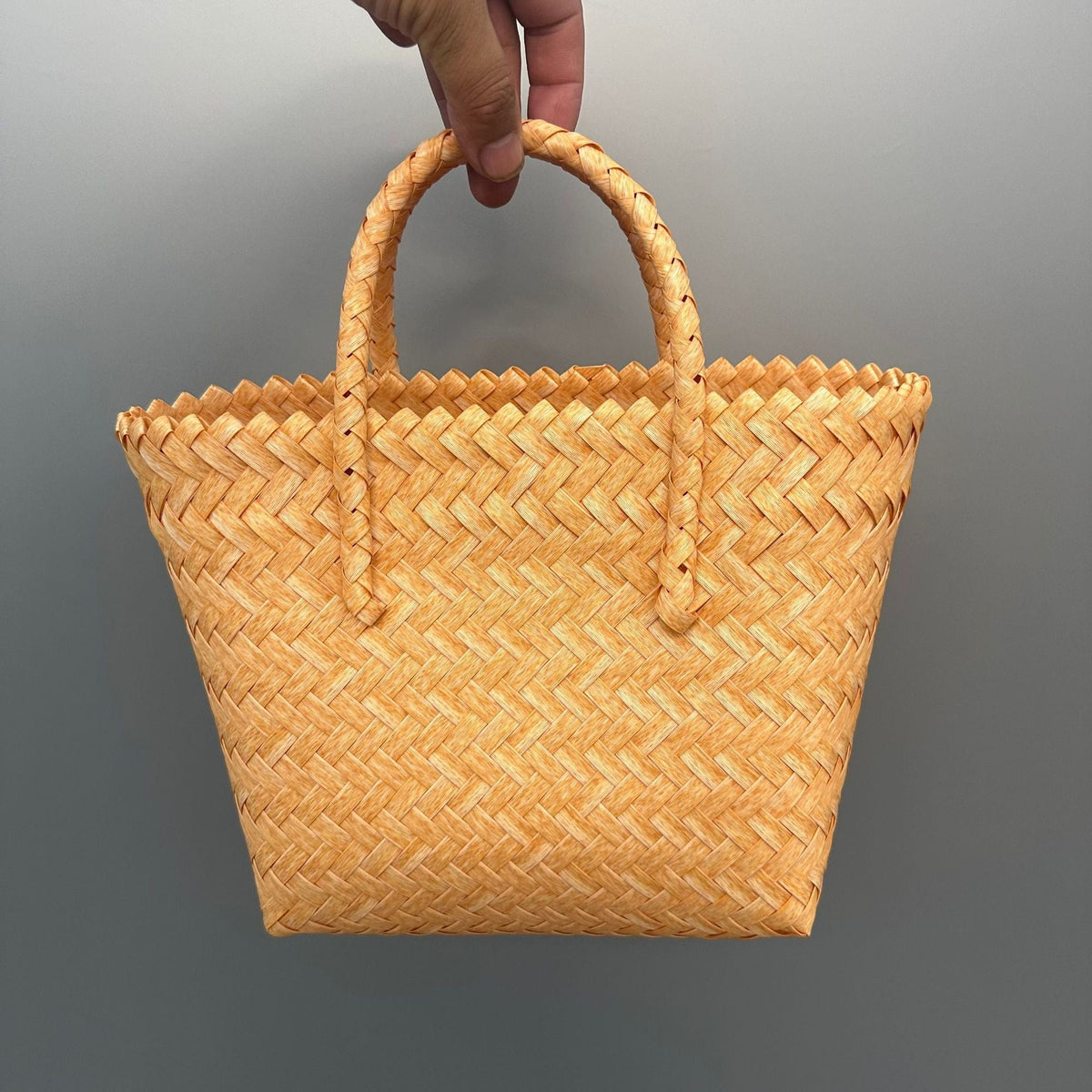Handcrafted straw bag LoungeYard — product view 6
