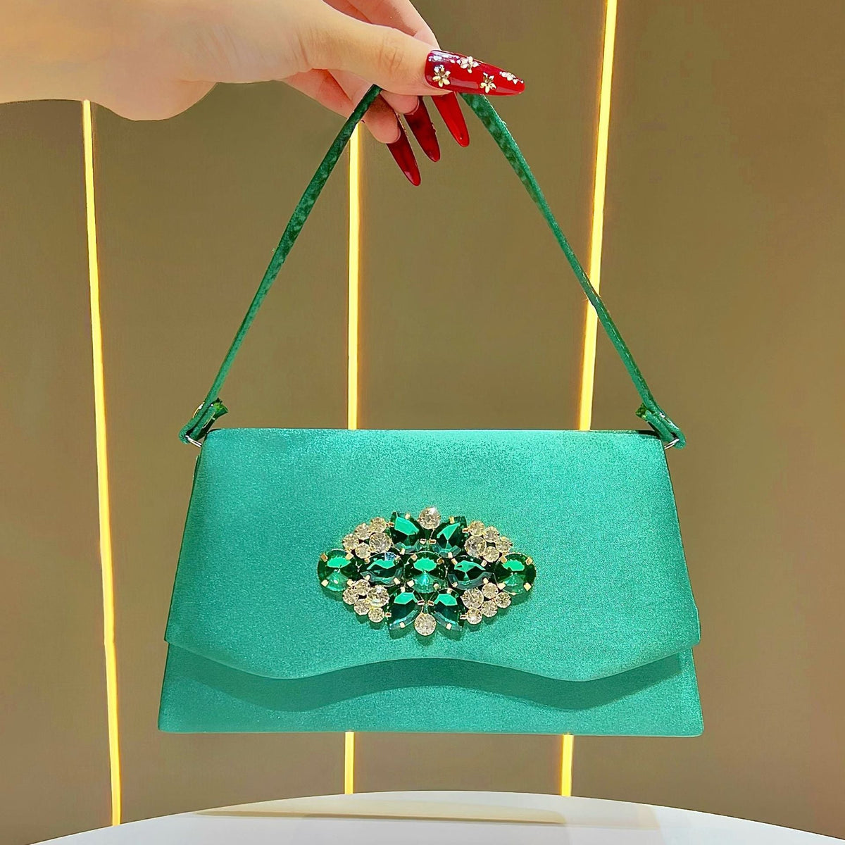 Elegant Rhinestone-Studded Evening Handbag — product view 6