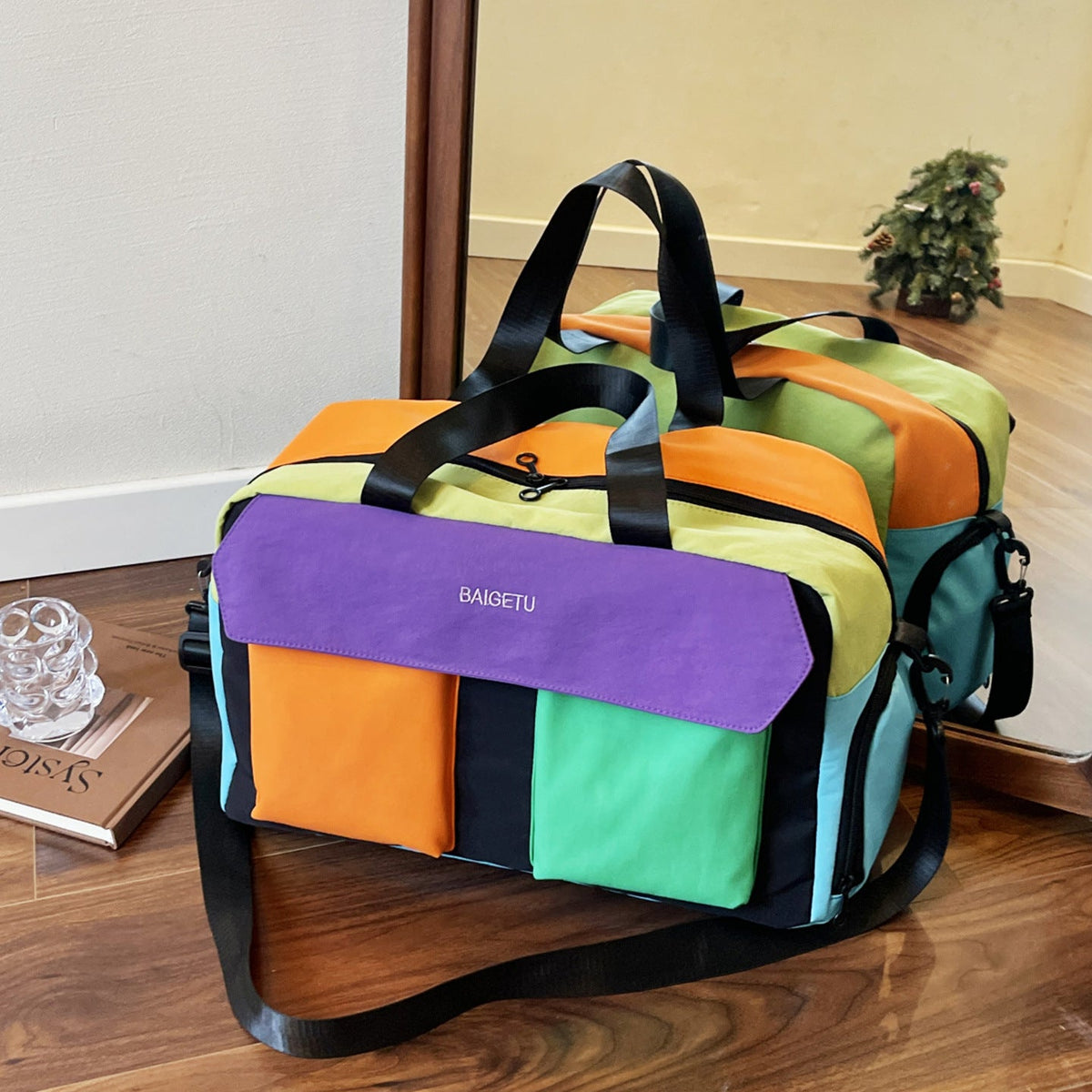 Colorful Travel Duffle LoungeYard — product view 7