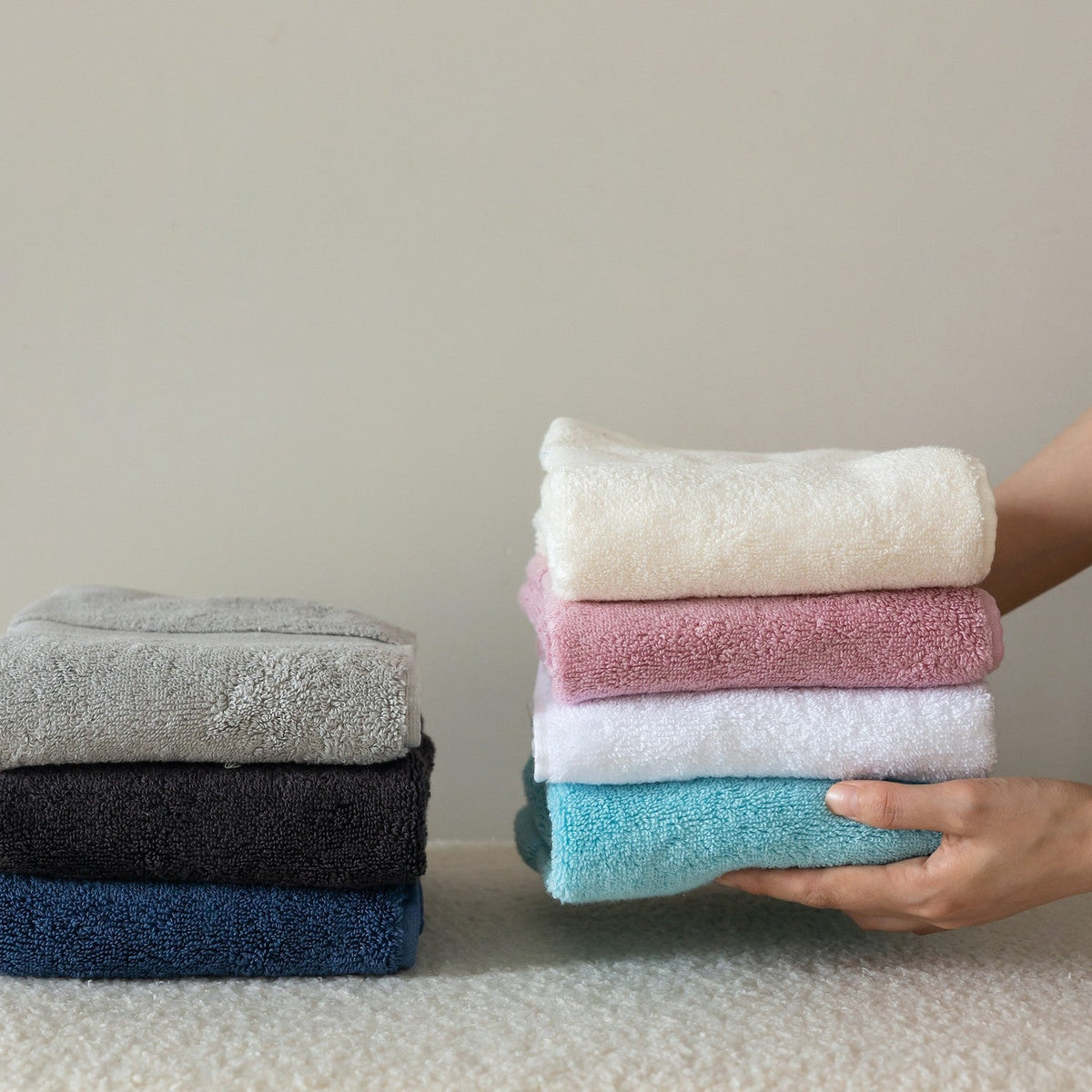 Powerful terry bath towel with waffle border LoungeYard — product view 4
