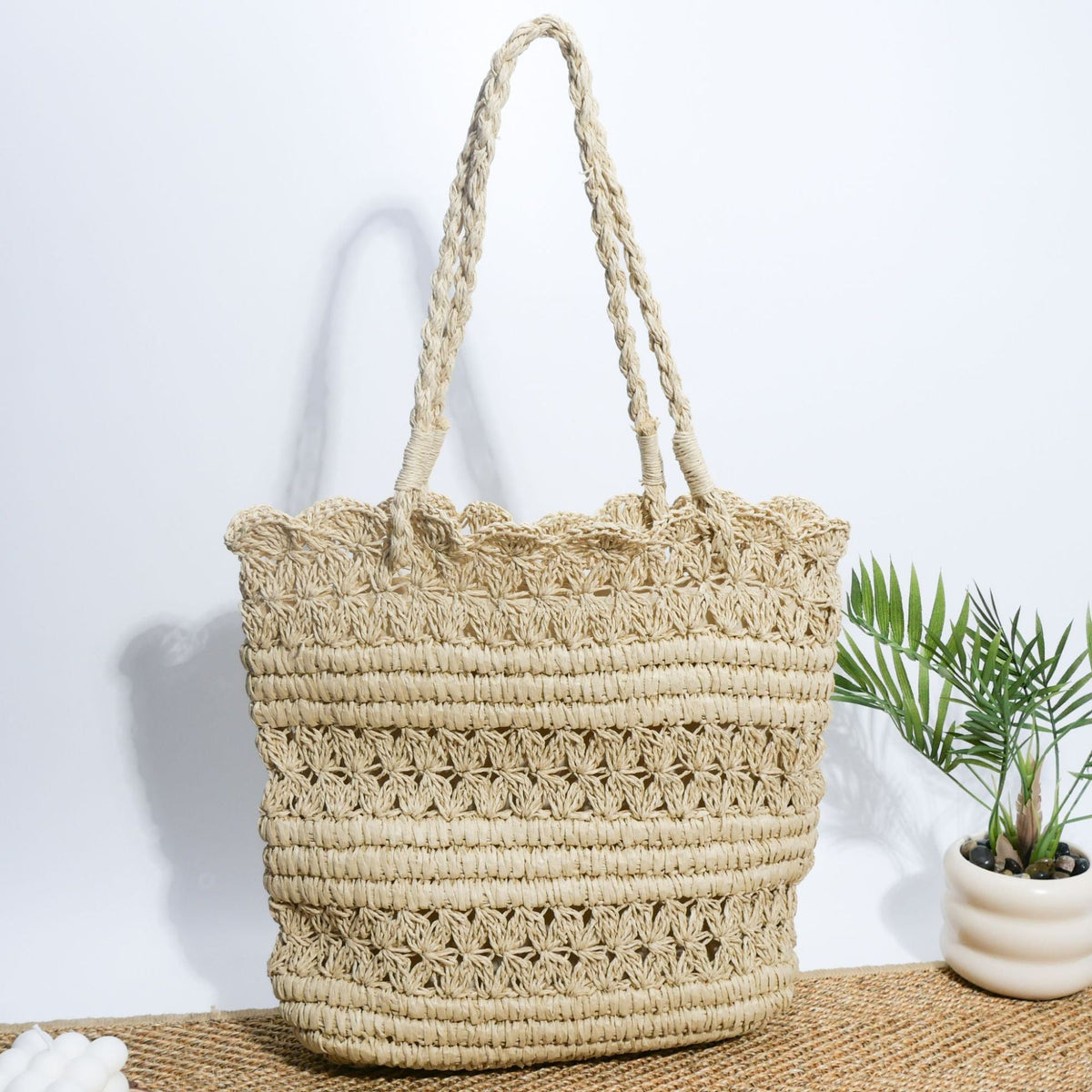 Trendy and Sustainable Handbag LoungeYard — product view 1