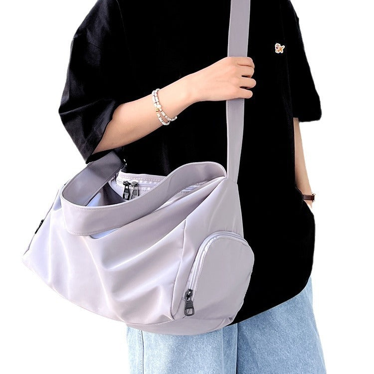 Everyday bag with spacious interior and detachable shoulder strap LoungeYard — product view 4