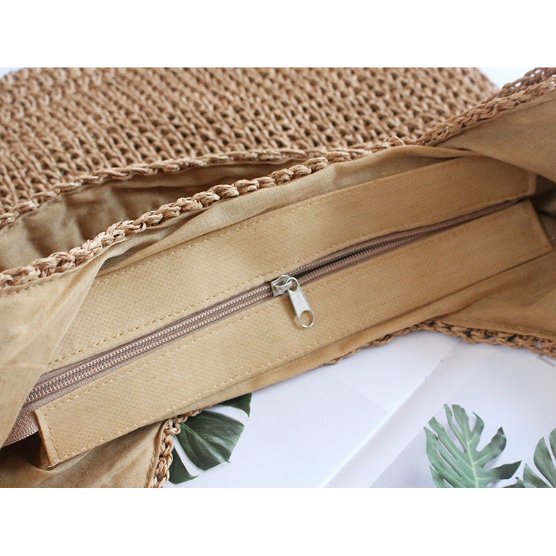 Handmade straw bag LoungeYard — product view 4
