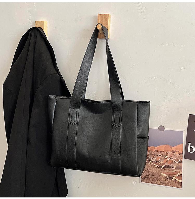 Casual Leather Everyday Tote — product view 3
