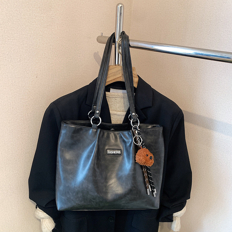 Modern Elegant Handbag LoungeYard — product view 6